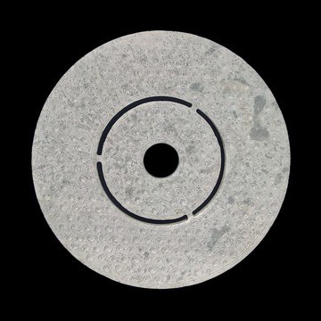 《博古珍藏》雞骨白谷紋玉璧擺件．126公克．早期收藏．老件文物．感恩特賣．超值回饋