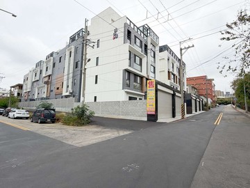 北勢國小旁｜大樓總價帶，2字頭買全新電梯雙車別墅｜台中市沙鹿區過洋路