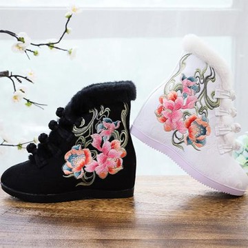 秋冬棉靴繡花布靴女士夾棉加絨短靴內增高坡跟繡花靴古風女漢服鞋