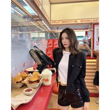 @uniken【颯颯腔調】小眾西裝女秋季高級感氣質短款顯瘦夾克外套