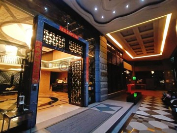 鳳山中山五甲商圈 凡登18號磅礡登場｜高雄市鳳山區立德街