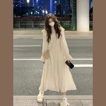 法式初戀荷葉邊白色連衣裙子收腰茶歇甜美溫柔風在逃公主超仙女春