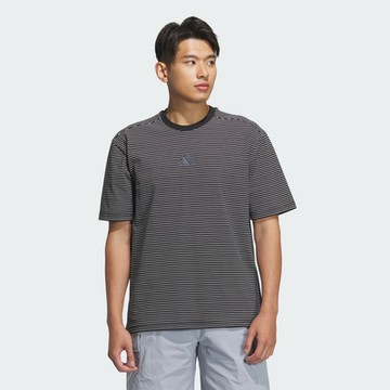 【adidas 愛迪達】 CITY ESCAPE 短袖上衣 T恤 男 JM2058