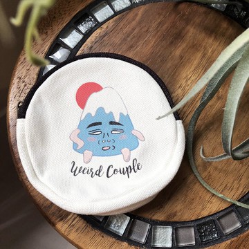 翻白眼富士山人 雙面圖案零錢包一個