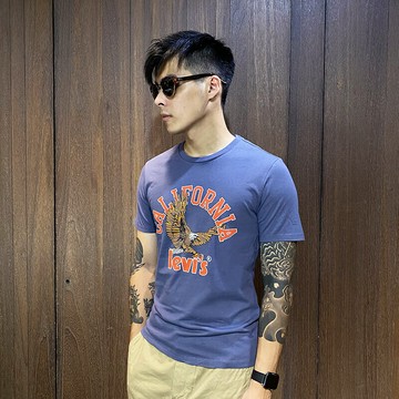 美國百分百【全新真品】Levi's 短袖 棉質 T恤 上衣 加州 老鷹 英文 logo T-shirt 芋頭紫 CF20