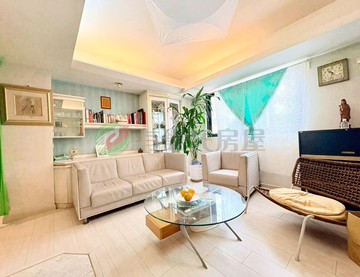 榮星花園華廈｜邊間三面採光｜坡平大車位｜台北市中山區龍江路