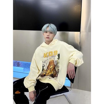 【K09線上商店】賣火柴的小女孩奶黃色衛衣連帽情侶帽衫男ins潮