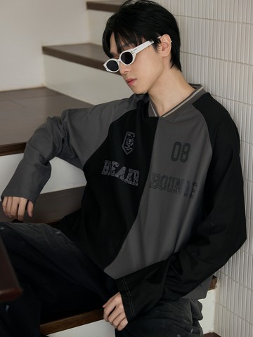 美式拼接雙色V領棒球大學T