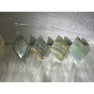 遇見～天然水晶原礦 菱形把件 藍力士擺件  藍力士 藍力士景石 手把件