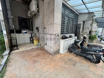 綠景莊園｜朝南稀有孝親房美墅＜前院停車＞｜新竹縣新豐鄉員山