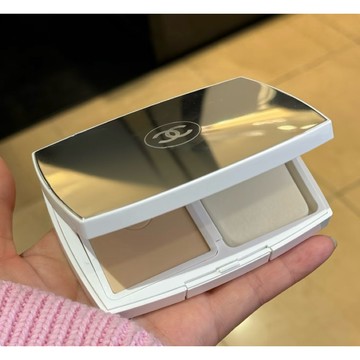 CHANEL新品 香奈兒初生光采透亮防護粉餅B10珍珠光感輕透防護粉餅BD01 B20 Br12 Br22 B30