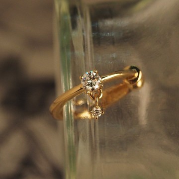 18K金懸垂鑽石耳夾 18K Gold Dangling Diamond Ear Cuff