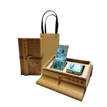 台灣 梨山華岡五區茶園  高山烏龍茶 共2包/150g(直送日本)