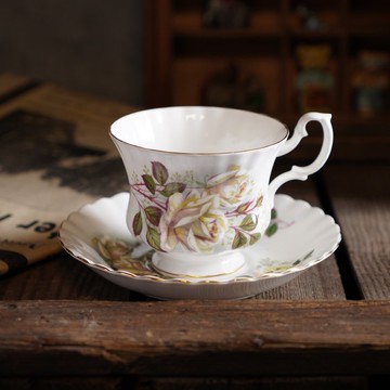 1950英國Richmond白玫瑰描金骨瓷茶杯/咖啡杯組