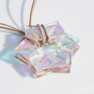 【Premium】幻彩極光結晶玻璃項鍊 (雪花結晶造型) 【接單製作】