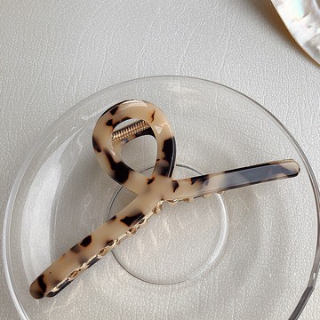 簡約花紋抓夾-玳瑁色 (大(約11.5cm))