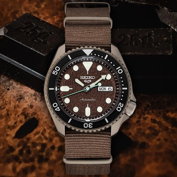 SEIKO精工 5 Sports系列 Lineup 商務棕 機械腕錶 新年禮物 推薦 送禮 4R36-07G0E/SRPD85K1