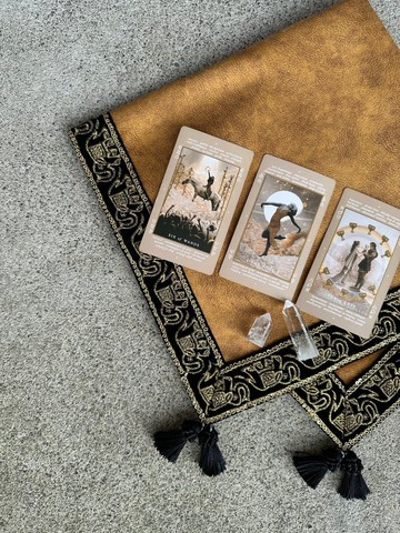 奢華　由日本占卜師　純手工製作的　塔羅牌桌布　Made in JAPAN