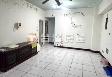 頭城市區四房大建坪華廈｜宜蘭縣頭城鎮新忠路