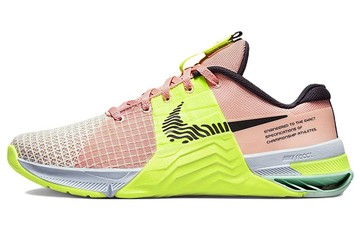 WMNS METCON 8 ARCTIC ORANGE VOLT