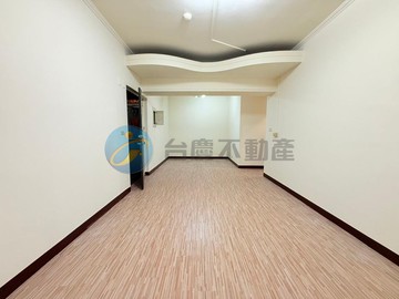 楊梅交流道3房附平面車位｜桃園市楊梅區裕成南路