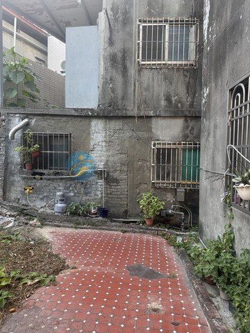 左營蓮池潭舊城住四小建地｜高雄市左營區興隆段