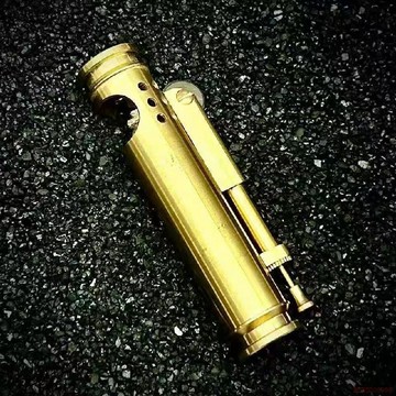 桃園出貨✨戰壕黃銅AK煤油打火機橫向點火復古個性時尚男士送禮