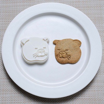 Busaneko / Cookie Cutter / Cookie Cutter