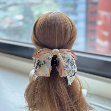 獨家蕾絲蝴蝶結鯊魚夾相交夾馬尾夾髮夾髮飾-黃色貴賓狗
