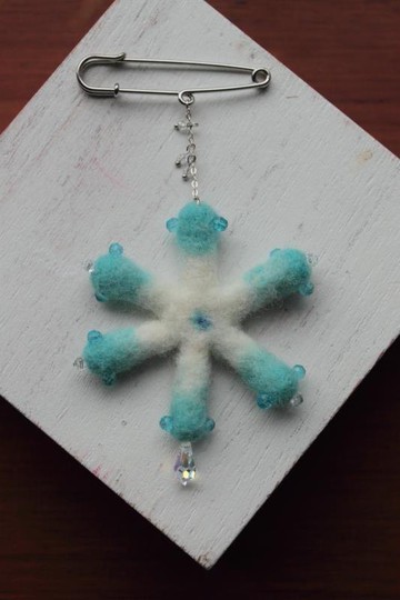 雪花胸針 聖誕節送禮 交換禮物 最佳選擇