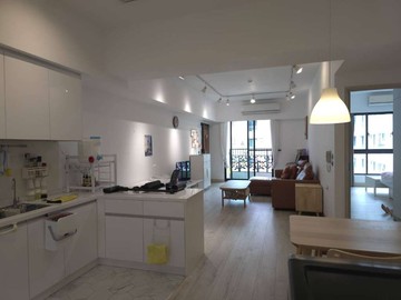 新台17線左營京城四季高樓層3改2房平移車位｜高雄市左營區介壽路