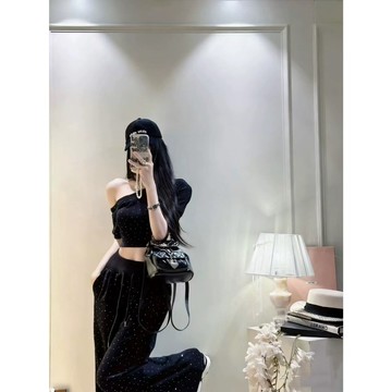 慵懶高級感 爆閃系列💗滿鑽 斜肩上衣+寬褲 set 親膚彈力棉料 單肩上衣 鑽鑽兩件套 閃鑽套裝 碎鑽上衣 辣妹套裝