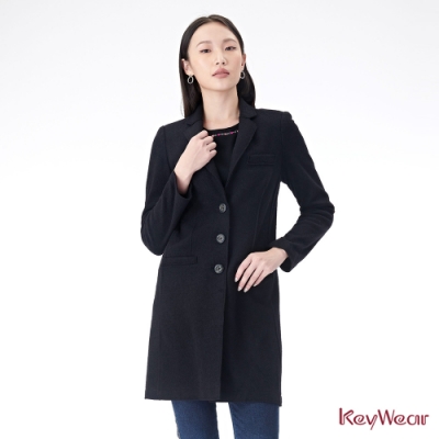 KeyWear奇威名品 開襟三釦西裝長版大衣-黑色@#@ KeyWear奇威名品 開襟三釦西裝長版大衣-黑色