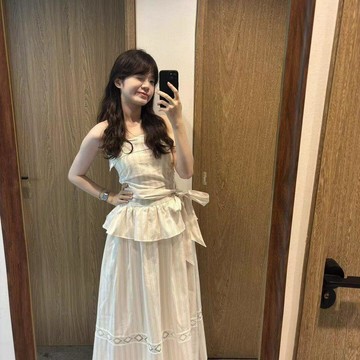 9518 人再次選購🔁夏季粉色條紋小衆設計感抹胸修身顯瘦連衣裙女7XWY
