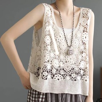 【JC Collection】純棉鏤空鈎花洞感透氣針織無袖寬鬆罩衫背心(米色)