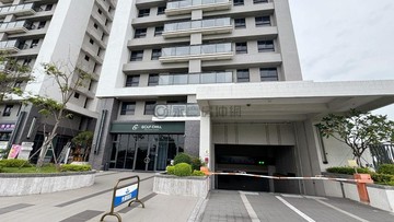 秀泰豐閣｜岡山高醫站旁｜無印風雙陽台2+1房平車｜高雄市岡山區和平二街