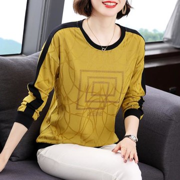 中年媽媽秋裝長袖T恤女士2023新款洋氣寬松遮肚上衣蝙蝠袖打底衫