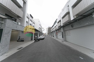 NI獨家★2年屋大社區全新未住面寬5米雙車墅透天｜高雄市大社區大吉路
