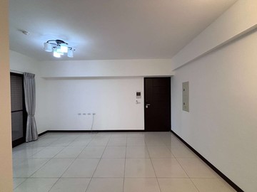 高鐵櫻花獨綻兩房平車雙陽台朝南綠廊道視野戶｜台中市烏日區三榮路一段