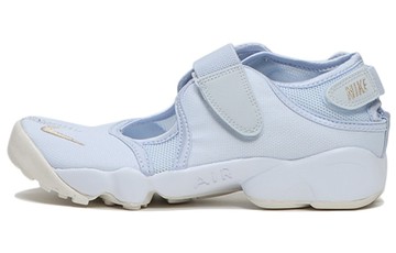 WMNS AIR RIFT BR FOOTBALL GREY