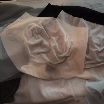 裸感超薄冰絲面膜內褲女純色透明3D蜜桃臀中腰大碼舒適透氣無痕