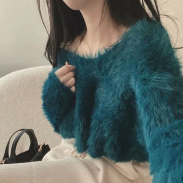 日本 Belle Cie 精緻韓風 | 羽毛紗針織衫 | 短版露肩柔美蓬鬆不刺癢 | 凸顯鎖骨拉長腿部線條