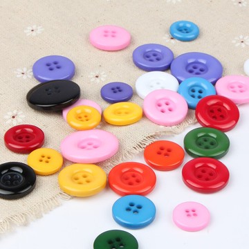 樹脂四眼彩色襯衫紐扣毛衫紐扣彩色外套紐扣DIY紐扣扣子樹脂紐扣