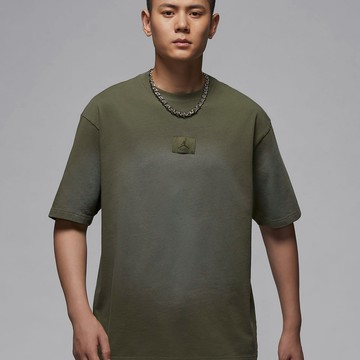 【NIKE】AS M J FLT ESS WSH 85 SS CRW 男 短袖上衣 水洗 綠色-FZ1915222