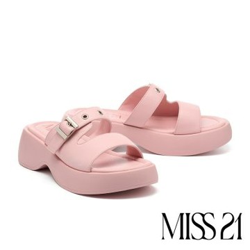 拖鞋 MISS 21 率性舒適霧面方釦雙帶純色軟羊皮厚底拖鞋－粉