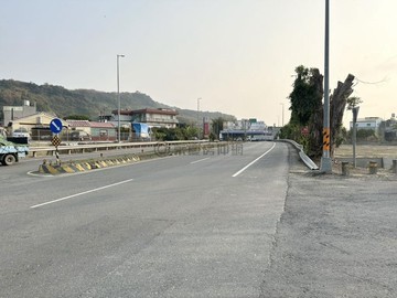 ✨國3阿蓮交流道台28線大路旁農地(三)✨｜高雄市阿蓮區雄峰段