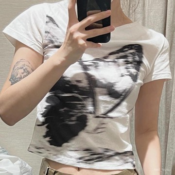 P3-【限時特賣】 短袖上衣 短袖T恤 女生短袖 上衣女 [純棉]蝴蝶印花短袖女T恤夏季2024新款設計感小眾蕩領白色上