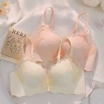 內衣專家 新款內衣 一片式蕾絲加厚墊內衣 無痕無鋼圈內衣 集中爆乳深V內衣 集中爆乳型性感內衣胸罩