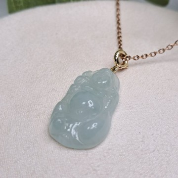 逸品軒～天然緬甸玉A貨-Z6998-冰糯晴水佛公墜子 長27.3mm寬15.7mm厚5.7mm