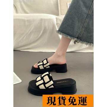 🚚限時免運下殺🚚 超火法式厚底涼拖鞋女夏季外穿時尚2026新款小眾高級感外出沙灘鞋